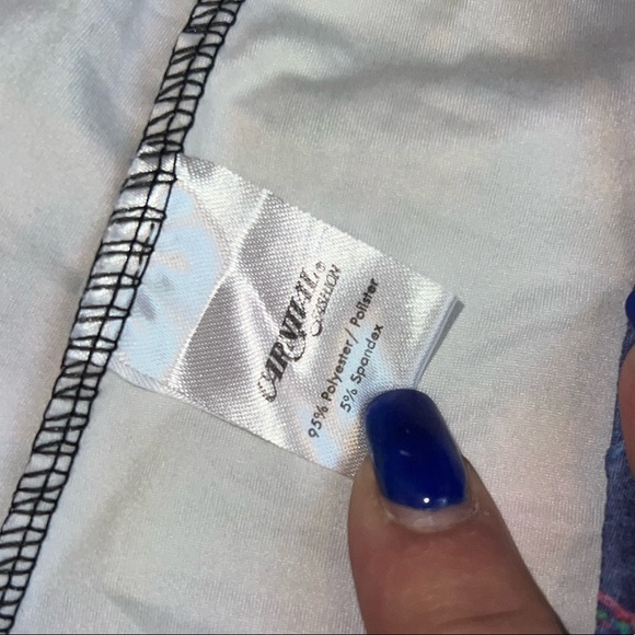 Artsy Geometric Butterfly Multi Colored Leggings - Picture 9 of 9